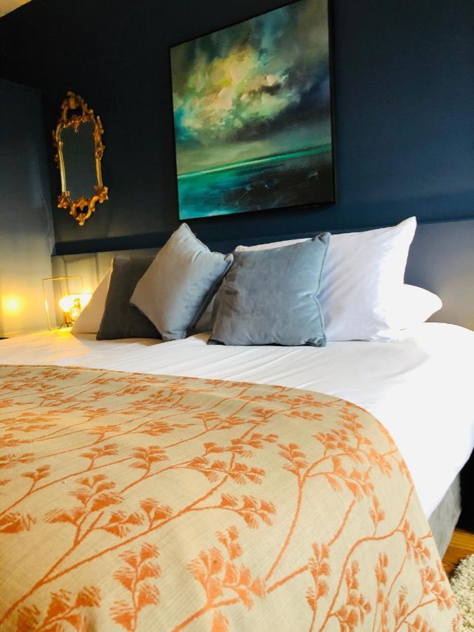 The Waterside Apartment 112 Harbour Mills Westport Eksteriør billede